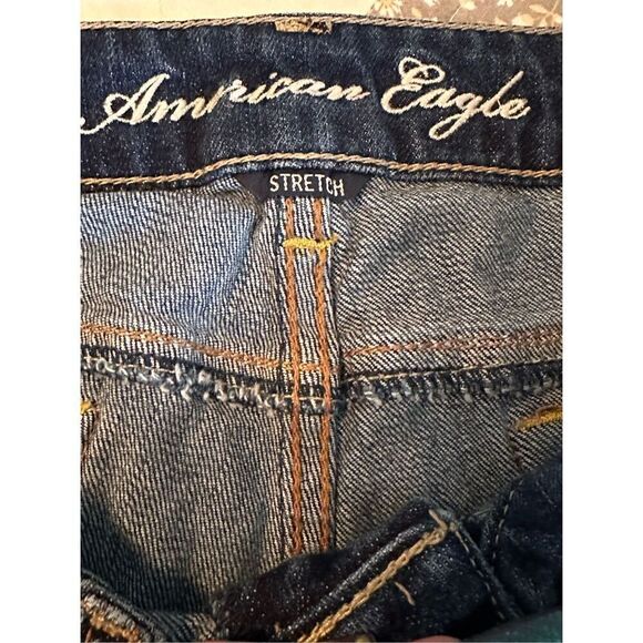 American Eagle Favorite Boyfriend Cut Off Bermuda Dark Blue Denim Shorts Size 6 - Picture 5 of 8